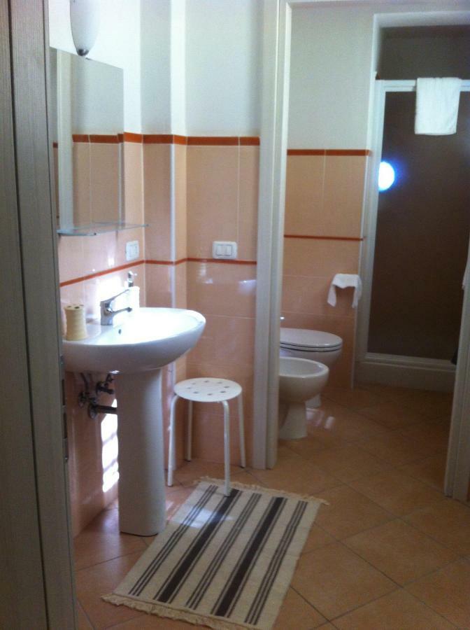 Residenza Serena B&B -Centro Storico Mantua Buitenkant foto