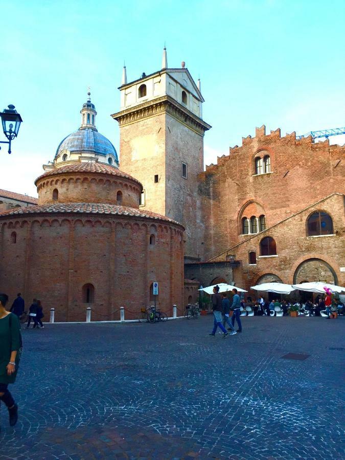 Residenza Serena B&B -Centro Storico Mantua Buitenkant foto